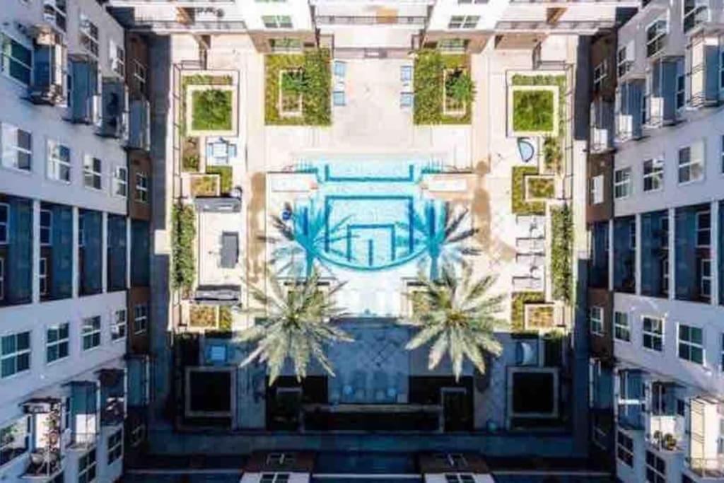 Fancy Apt Downtown. Pool. Gym. Lounge. Pet Ok Houston Eksteriør billede