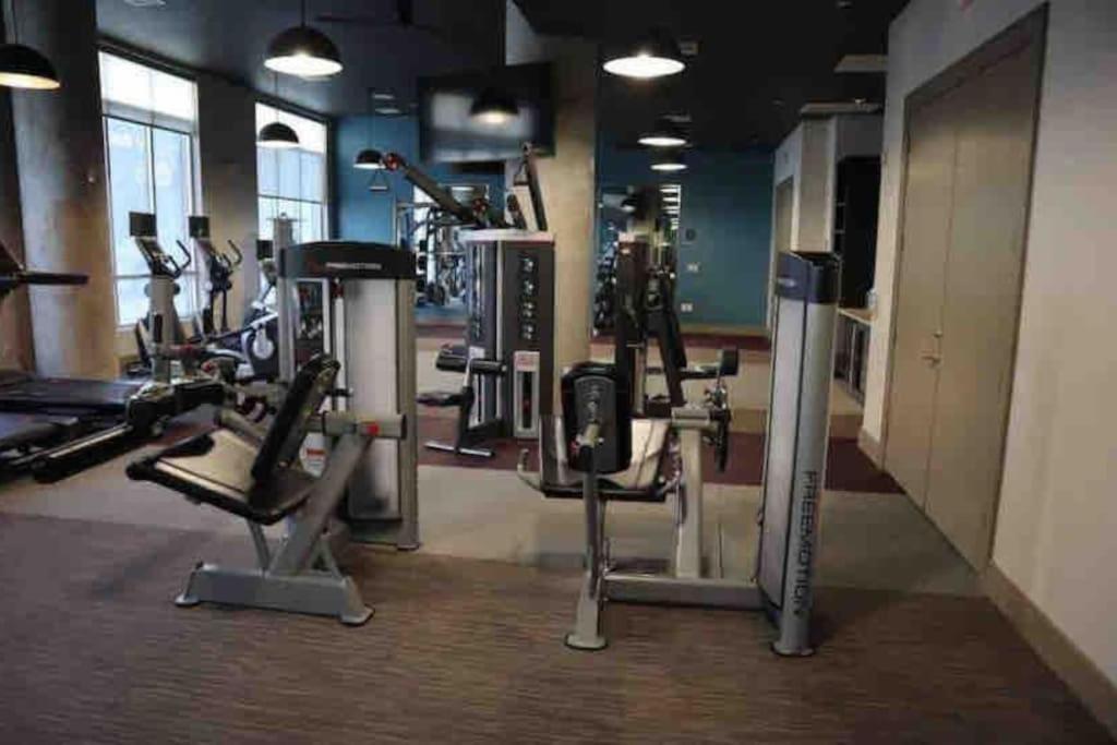 Fancy Apt Downtown. Pool. Gym. Lounge. Pet Ok Houston Eksteriør billede