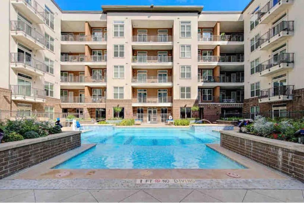 Fancy Apt Downtown. Pool. Gym. Lounge. Pet Ok Houston Eksteriør billede