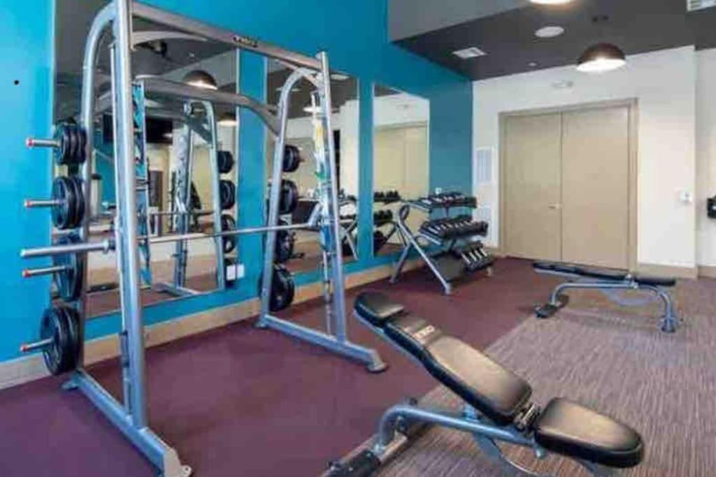 Fancy Apt Downtown. Pool. Gym. Lounge. Pet Ok Houston Eksteriør billede