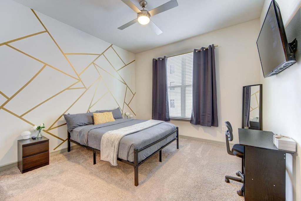 Fancy Apt Downtown. Pool. Gym. Lounge. Pet Ok Houston Eksteriør billede