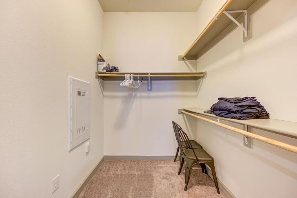 Fancy Apt Downtown. Pool. Gym. Lounge. Pet Ok Houston Eksteriør billede