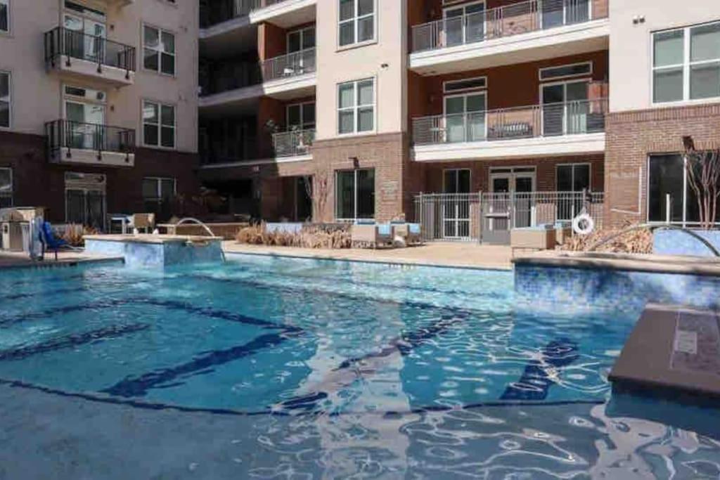 Fancy Apt Downtown. Pool. Gym. Lounge. Pet Ok Houston Eksteriør billede